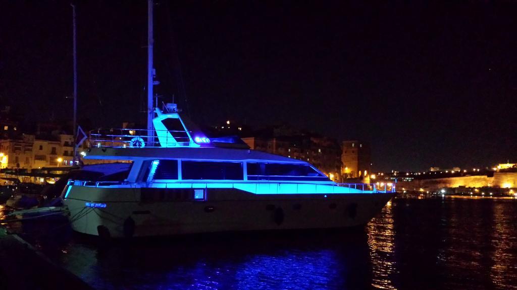 Riti Yacht Hotel Kalkara Kültér fotó