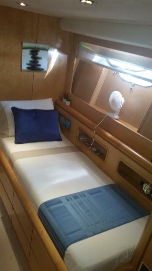 Riti Yacht Hotel Kalkara Kültér fotó